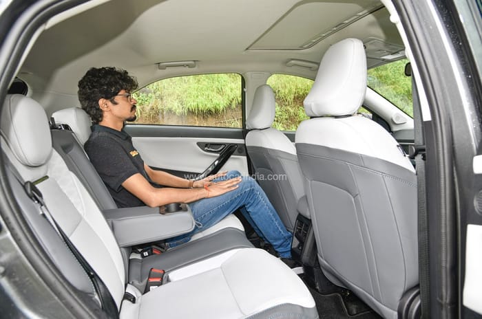 Tata Nexon EV vs Mahindra XUV400 comparison: Recharged rematch